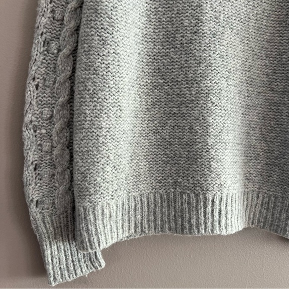 J.Crew Wool Alpaca Blend Cable Knit Pointelle Popcorn Flower Sweater Gray XSmall - Picture 8 of 13